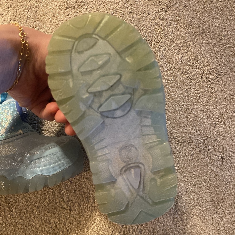 Frozen Toddler Baby Snow boots Elsa Anna Disney Light Up Waterproof - Picture 3 of 7